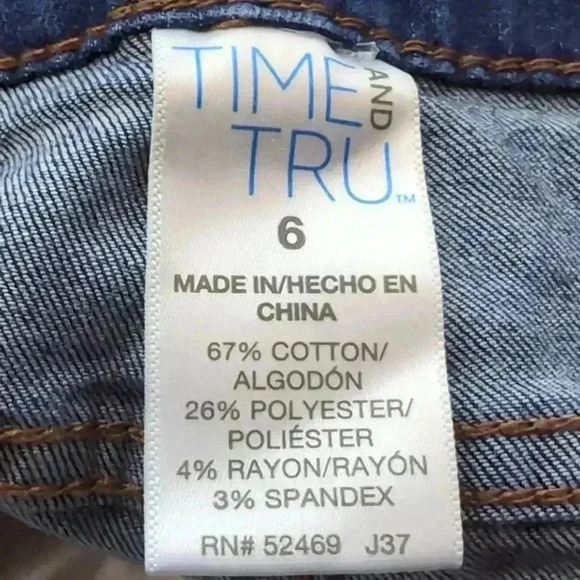 Short Blue Jean Shorts sz 6 with cuff Time and Tru - Picture 3 of 3